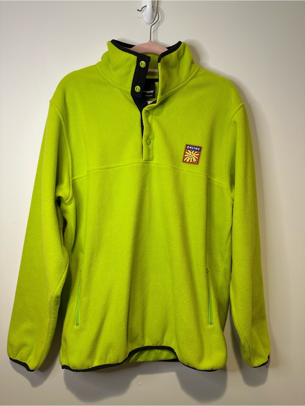 only ny pullover fleece size large